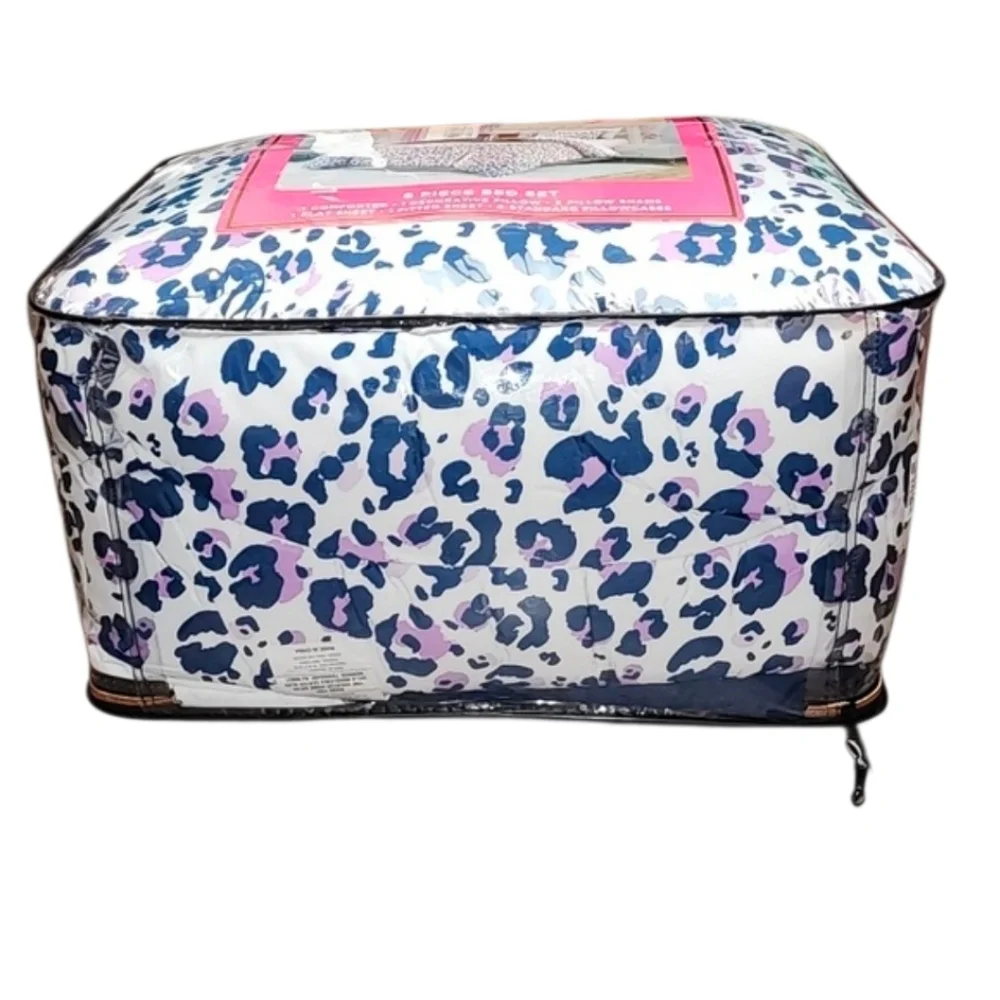 Juicy Couture 8 Piece Queen Comforter Bed Set Leopard Print White & Blue - New